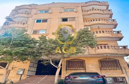 Apartment - 3 Bedrooms - 2 Bathrooms for sale in Al Hadaba Al Wosta - Mokattam - Cairo