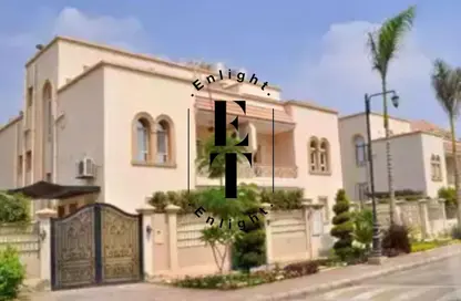 Twin House - 4 Bedrooms - 5 Bathrooms for sale in Greens - 6th District - Sheikh Zayed City - Giza