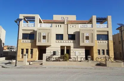 Twin House - 4 Bedrooms - 5 Bathrooms for sale in Green IV - 6 October Compounds - 6 October City - Giza