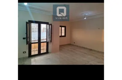 Apartment - 2 Bedrooms - 1 Bathroom for rent in Al Hadaba Al Wosta - Mokattam - Cairo