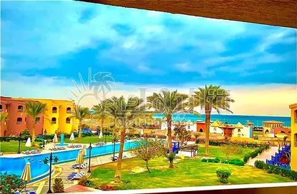 Chalet - 2 Bedrooms - 1 Bathroom for sale in Porto South Beach - Al Ain Al Sokhna - Suez