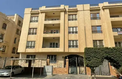 Villa - 3 Bedrooms - 2 Bathrooms for sale in 1st Settlement Post office St. - The 1st Settlement - New Cairo City - Cairo