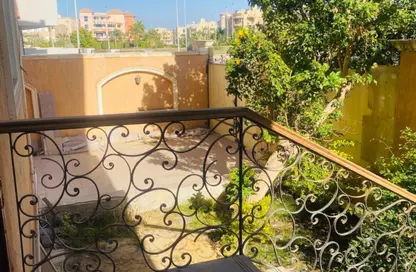 Duplex - 7 Bedrooms - 4 Bathrooms for sale in 9th District - Sheikh Zayed City - Giza