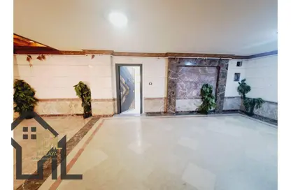 Apartment - 2 Bedrooms - 1 Bathroom for sale in Gate 1 - Khofo - Hadayek El Ahram - Giza