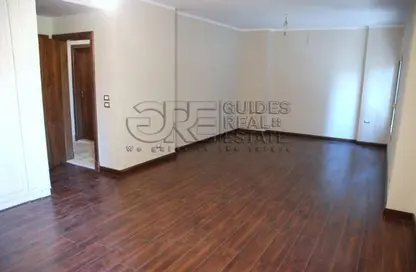 Apartment - 3 Bedrooms - 3 Bathrooms for sale in Hassan Sabri St. - Zamalek - Cairo