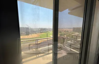 Apartment - 3 Bedrooms - 3 Bathrooms for rent in The Fourteen Golf Residences - Uptown Cairo - Mokattam - Cairo