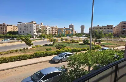 Apartment - 3 Bedrooms - 2 Bathrooms for sale in Al Shorouk Road - 1st Neighborhood - 8th District - Shorouk City - Cairo