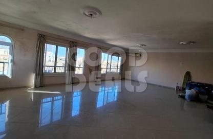 Apartment - 3 Bedrooms - 2 Bathrooms for sale in Yousri Nabih St. - Ard El Golf - Heliopolis - Masr El Gedida - Cairo