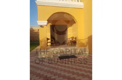 Villa - 4 Bedrooms - 3 Bathrooms for sale in Cairo - Ismailia Desert Road - Cairo