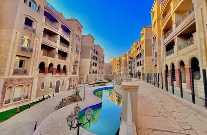 Apartment - 3 Bedrooms - 3 Bathrooms for sale in Rock Vera - 5th Settlement Compounds - The 5th Settlement - New Cairo City - Cairo