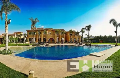 Villa - 4 Bedrooms - 5 Bathrooms for sale in Maxim - The 1st Settlement - New Cairo City - Cairo