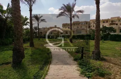 Villa - 4 Bedrooms - 4 Bathrooms for rent in Zayed 2000 - 4th District - Sheikh Zayed City - Giza