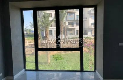 Apartment - 3 Bedrooms - 2 Bathrooms for sale in Eastown - 5th Settlement Compounds - The 5th Settlement - New Cairo City - Cairo