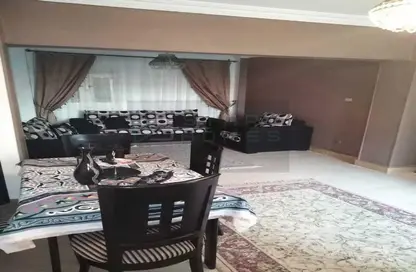 Apartment - 2 Bedrooms - 1 Bathroom for sale in 11th District - Sheikh Zayed City - Giza