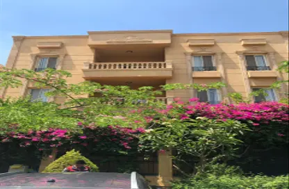 Duplex - 3 Bedrooms - 2 Bathrooms for rent in Ganoob El Acadimia - New Cairo City - Cairo