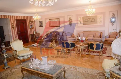 Apartment - 3 Bedrooms - 3 Bathrooms for sale in Hafez Ramadan St. - 6th Zone - Nasr City - Cairo