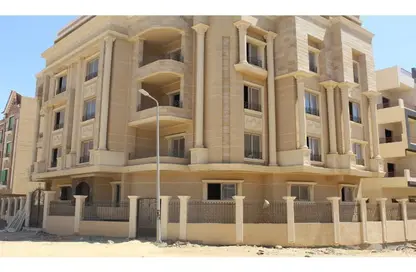 Apartment - 3 Bedrooms - 2 Bathrooms for sale in Bait Alwatan - The 5th Settlement - New Cairo City - Cairo