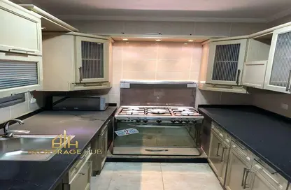 Apartment - 3 Bedrooms - 2 Bathrooms for rent in Tag Sultan - Ring Road - Cairo