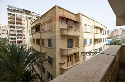 Apartment - 3 Bedrooms - 2 Bathrooms for sale in Al Qedes St. - Zezenia - Hay Sharq - Alexandria