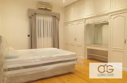 Apartment - 3 Bedrooms - 3 Bathrooms for rent in Al Vatican St. - Zamalek - Cairo