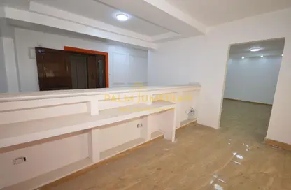 Office Space - Studio - 2 Bathrooms for rent in Kafr Abdo - Roushdy - Hay Sharq - Alexandria