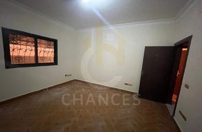 Apartment - 2 Bedrooms - 1 Bathroom for sale in Al Laselky St. - El Laselky - New Maadi - Hay El Maadi - Cairo