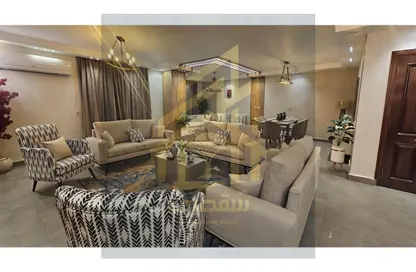 Apartment - 3 Bedrooms - 3 Bathrooms for rent in Dr Mahrouki St. - Al Agouza - Giza