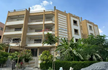 Apartment - 3 Bedrooms - 2 Bathrooms for rent in 1st Area - Shorouk City - Cairo