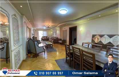 Apartment - 3 Bedrooms - 3 Bathrooms for rent in Kamal Eldin Salah St. - Smouha - Hay Sharq - Alexandria