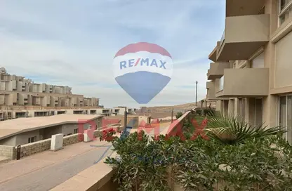 Chalet - 3 Bedrooms - 2 Bathrooms for sale in IL Monte Galala - Al Ain Al Sokhna - Suez