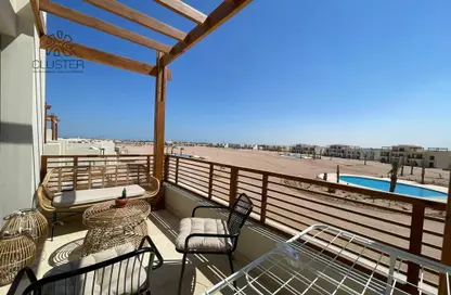 Apartment - 2 Bedrooms - 2 Bathrooms for sale in Shedwan St. - Hurghada - Red Sea