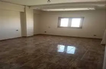 Apartment - 3 Bedrooms - 1 Bathroom for sale in Al Mansoura - Al Daqahlya