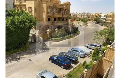 Apartment - 4 Bedrooms - 3 Bathrooms for sale in Al Narges 6 - Al Narges - New Cairo City - Cairo