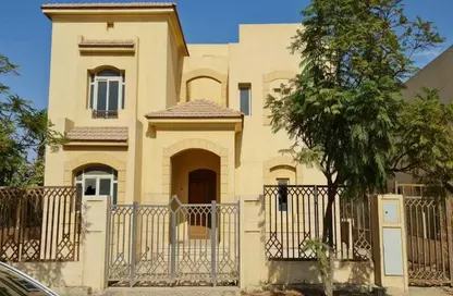 Villa - 5 Bedrooms - 5 Bathrooms for sale in Gardenia Park - Al Motamayez District - 6 October City - Giza