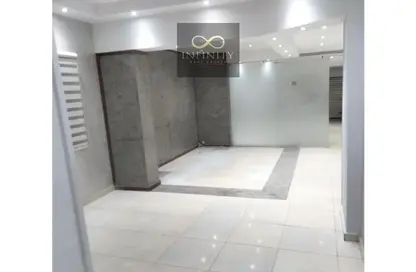 Office Space - Studio - 2 Bathrooms for rent in 10th Sector - Zahraa El Maadi - Hay El Maadi - Cairo