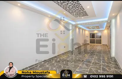 Apartment - 3 Bedrooms - 2 Bathrooms for sale in Mohamed Awad Gabriel St. - Miami - Hay Awal El Montazah - Alexandria