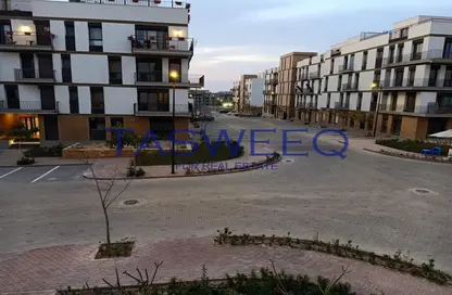 Apartment - 3 Bedrooms - 3 Bathrooms for sale in The Courtyards - Sheikh Zayed Compounds - Sheikh Zayed City - Giza