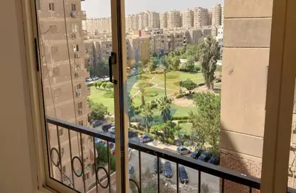 Apartment - 3 Bedrooms - 1 Bathroom for sale in 3rd Sector - Zahraa El Maadi - Hay El Maadi - Cairo