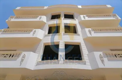 Apartment - 3 Bedrooms - 3 Bathrooms for sale in Bait Alwatan - The 5th Settlement - New Cairo City - Cairo