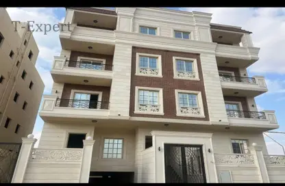 Apartment - 2 Bedrooms - 2 Bathrooms for sale in North House - The 5th Settlement - New Cairo City - Cairo