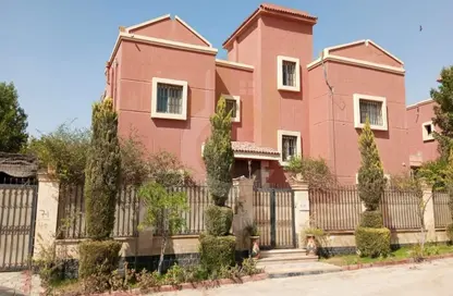 Villa - 4 Bedrooms - 3 Bathrooms for sale in Golf Al Solimania - Cairo Alexandria Desert Road - 6 October City - Giza