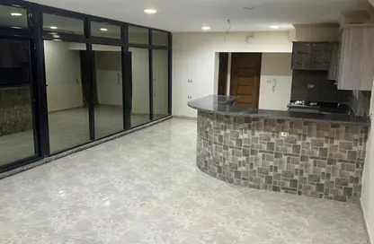 Penthouse - 2 Bedrooms - 1 Bathroom for rent in 9th District - Sheikh Zayed City - Giza