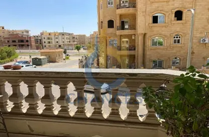 Apartment - 3 Bedrooms - 2 Bathrooms for sale in Zizinia St. - South Investors Area - New Cairo City - Cairo