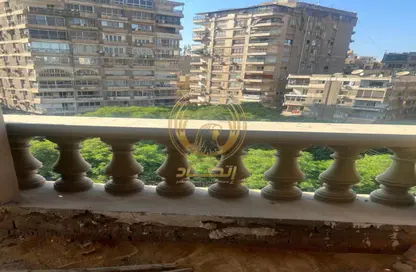 Apartment - 3 Bedrooms - 2 Bathrooms for sale in Nabil Al Wakkad St. - Ard El Golf - Heliopolis - Masr El Gedida - Cairo