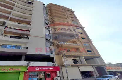 Apartment - 4 Bedrooms - 3 Bathrooms for sale in Al Jaish Street - Al Mansoura - Al Daqahlya