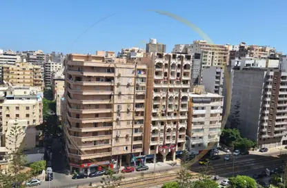 Apartment - 3 Bedrooms - 2 Bathrooms for sale in Mostafa Maher St. - Glim - Hay Sharq - Alexandria