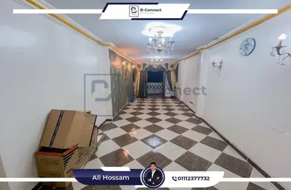 Apartment - 3 Bedrooms - 2 Bathrooms for rent in Shaarawy St. - Laurent - Hay Sharq - Alexandria