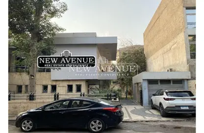 Office Space - Studio - 2 Bathrooms for sale in Nasr St. - Hay El Maadi - Cairo