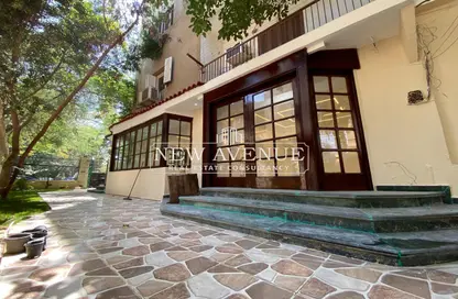 Retail - Studio - 3 Bathrooms for sale in Degla Square - Degla - Hay El Maadi - Cairo