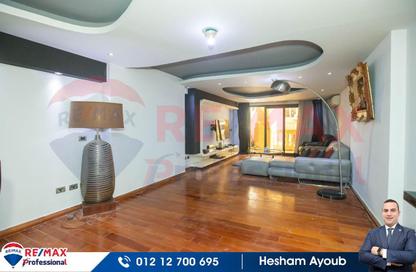 Apartment - 3 Bedrooms - 2 Bathrooms for sale in Mostafa Kamel St. - Smouha - Hay Sharq - Alexandria